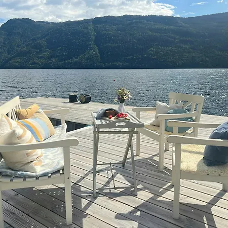 By Telemark Canal With Private *